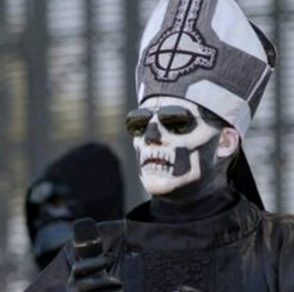 Meet your Posher, Rachael - Picture 1 of 1